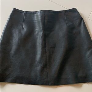 Faux leather mini skirt